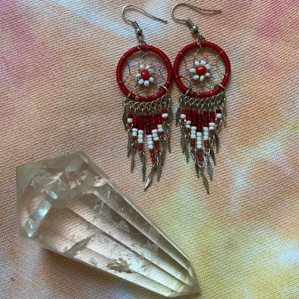 • VTG Dream Catcher Earrings •